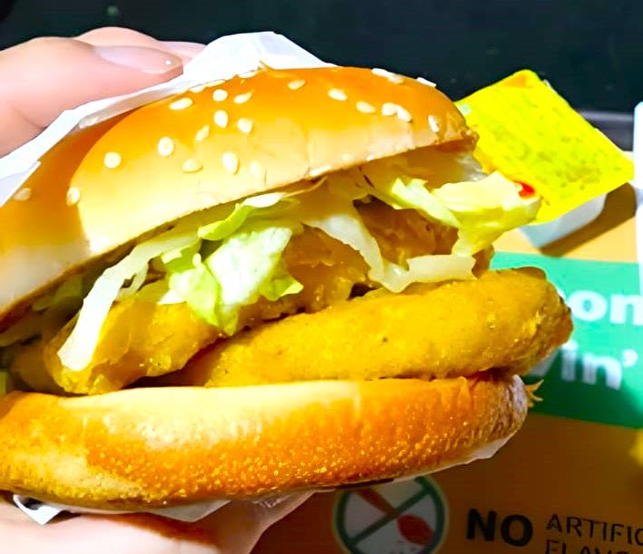 インドのマクドナルドのハンバーガー